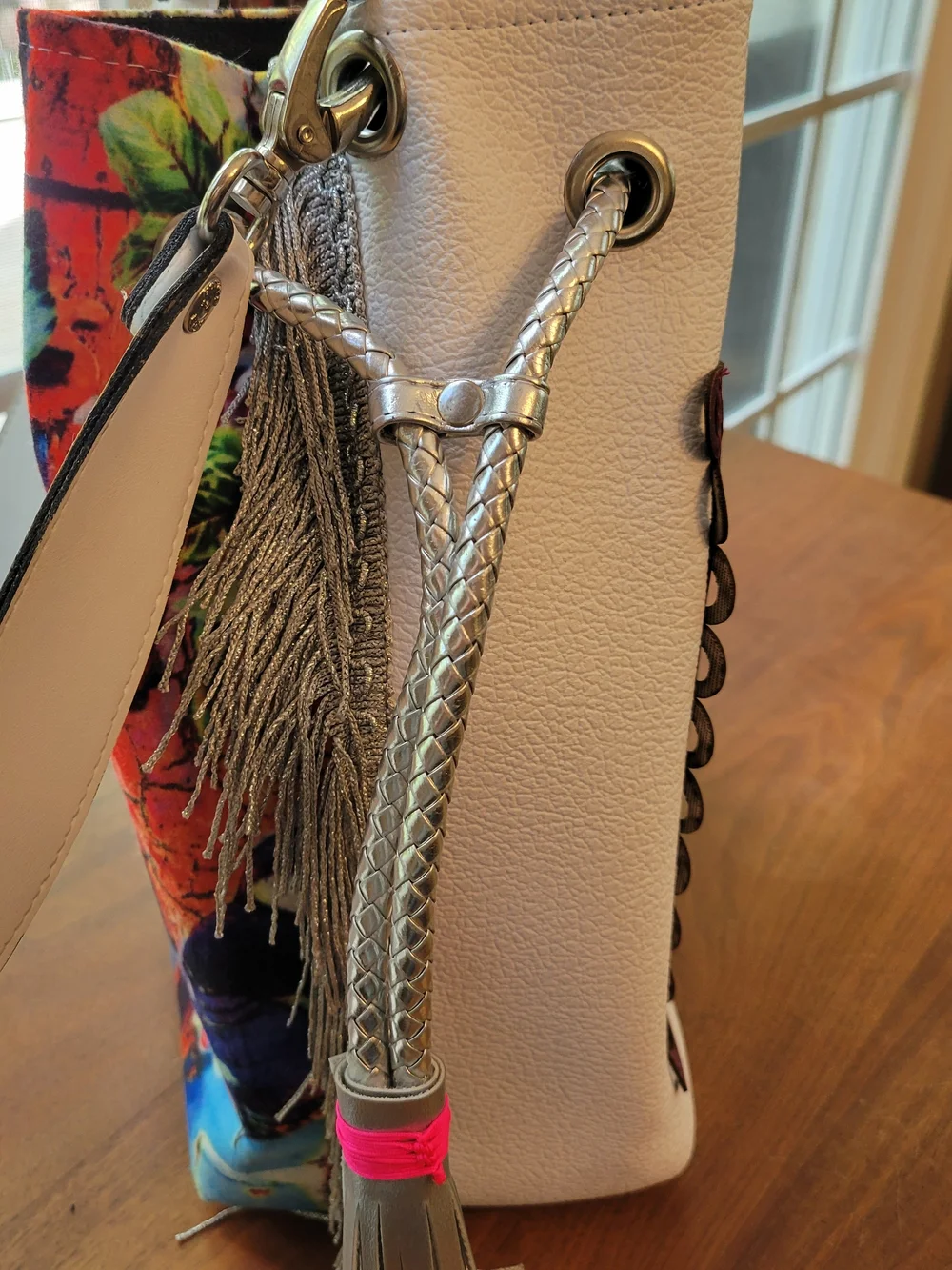 Ana Banana Butterfly And Abstract Print Bucket Hobo Bag - Picture 3 of 12